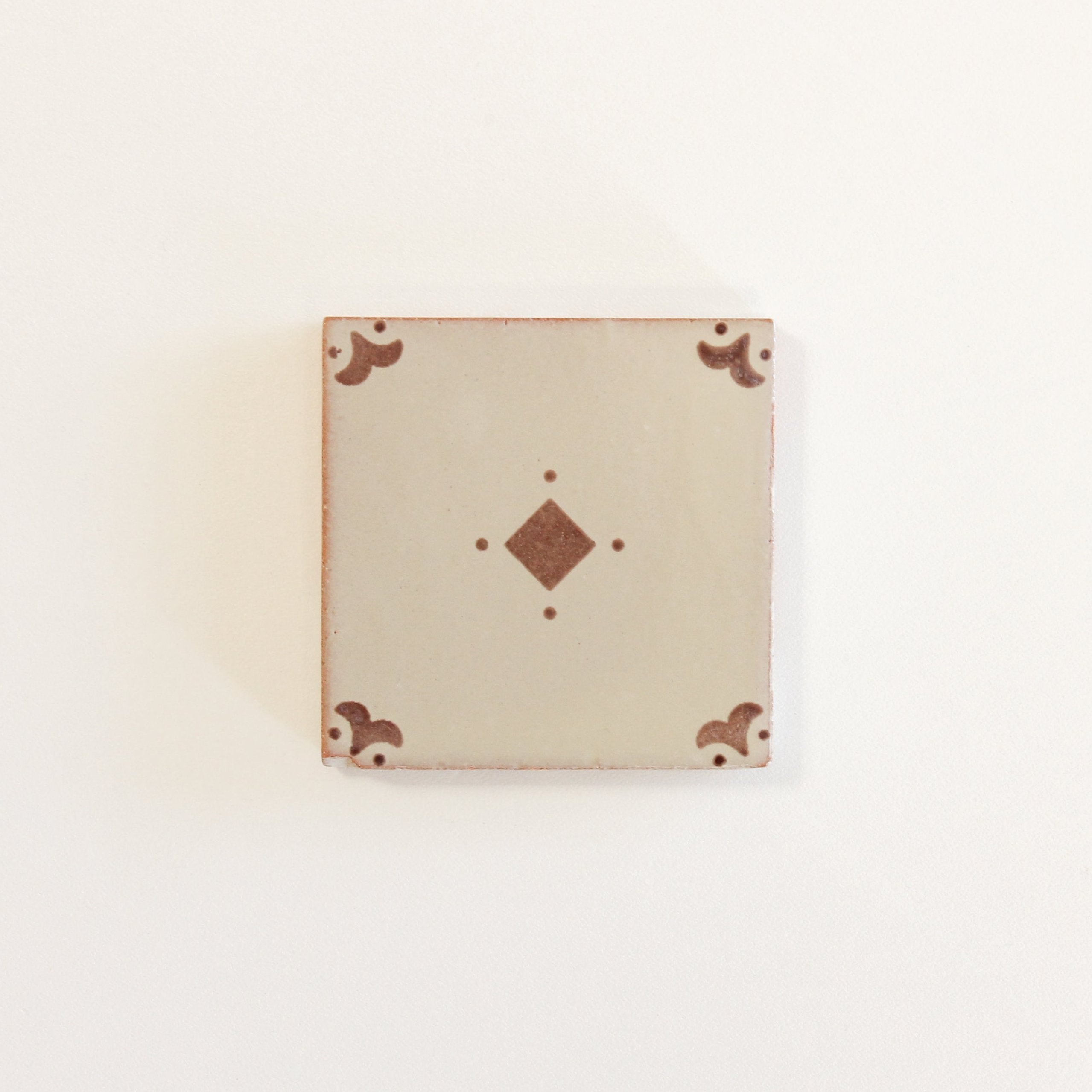 Amano Caja Chocolate Individual Tile Sample