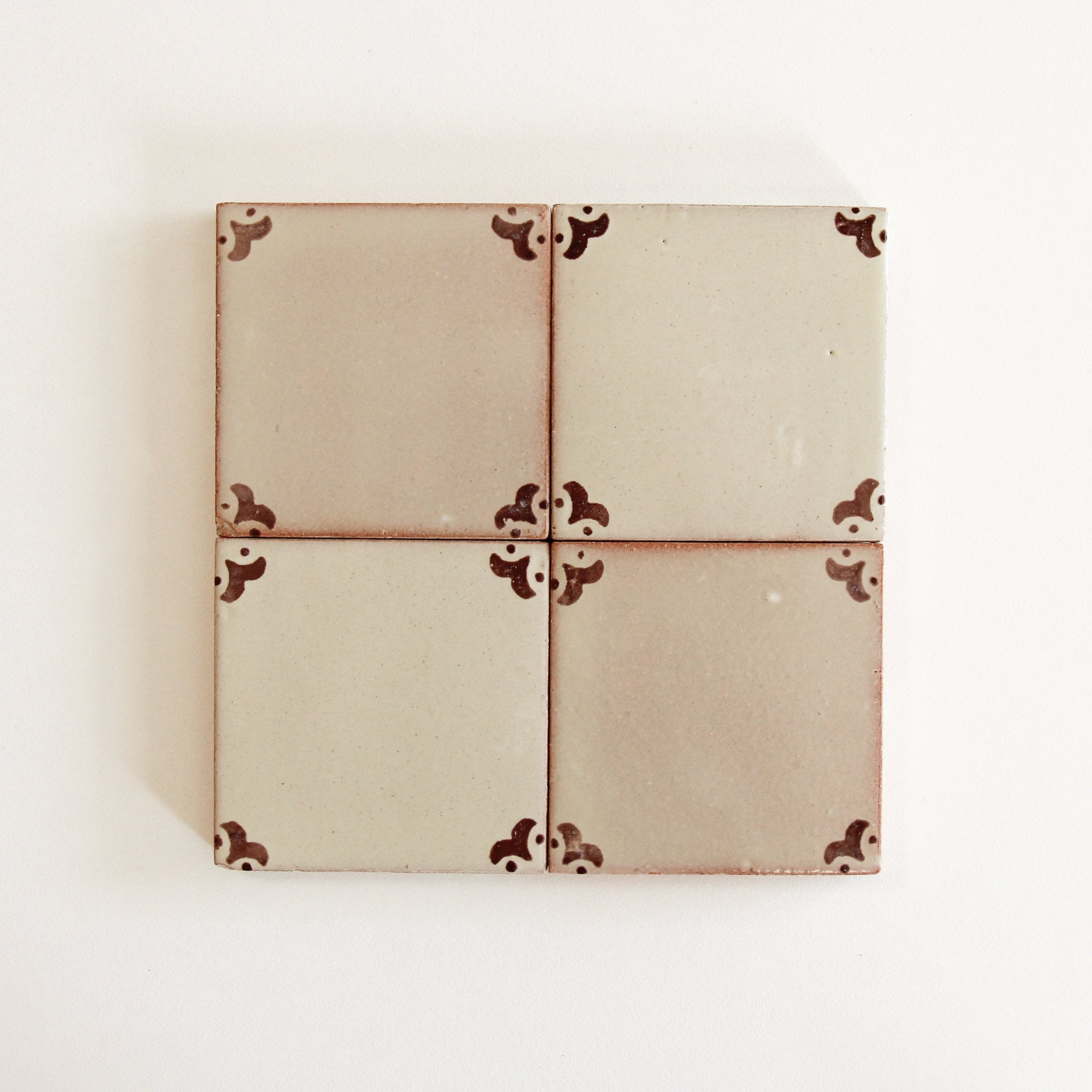 EZMANO1010 Dali Chocolate