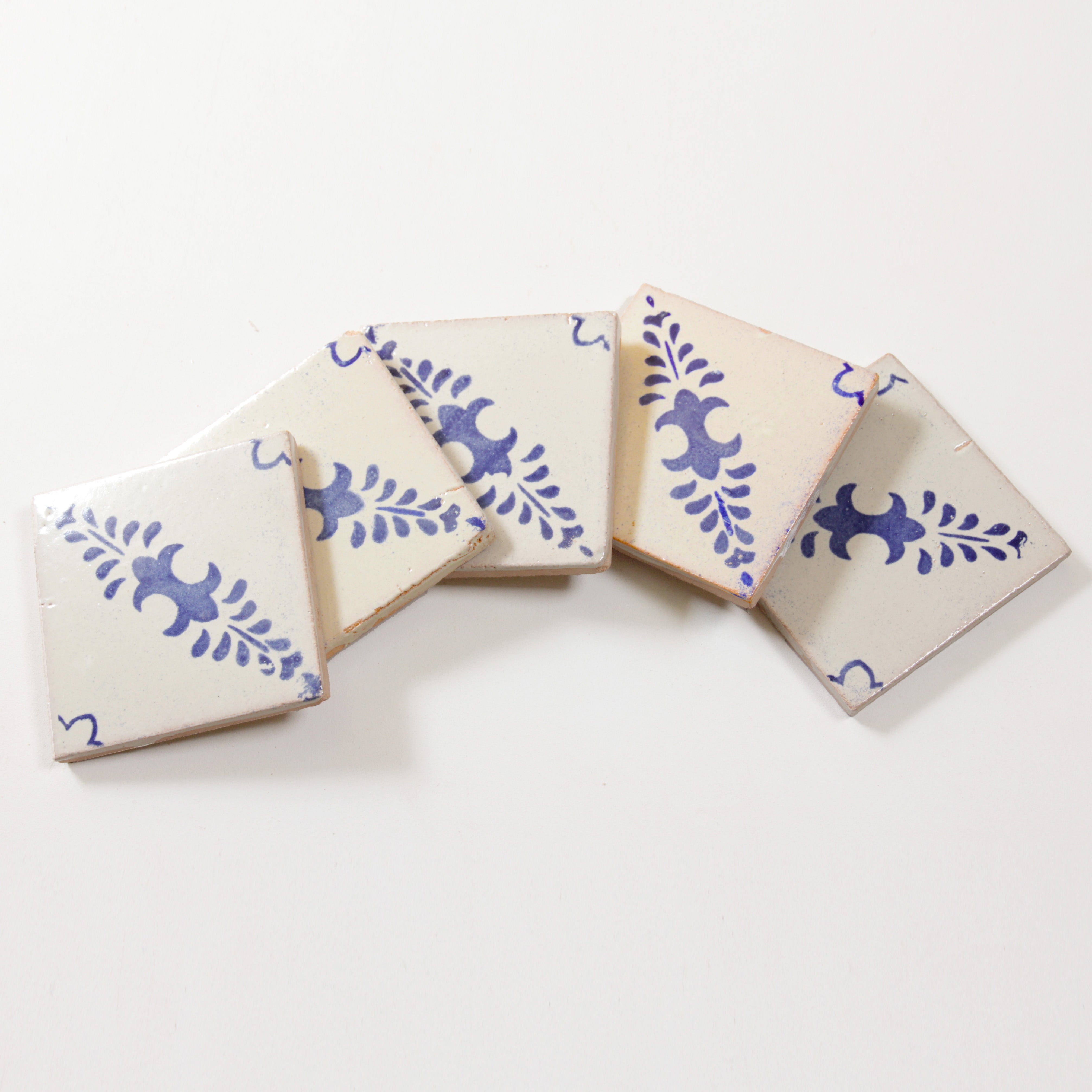 EZMANO1010 Hoja Azul