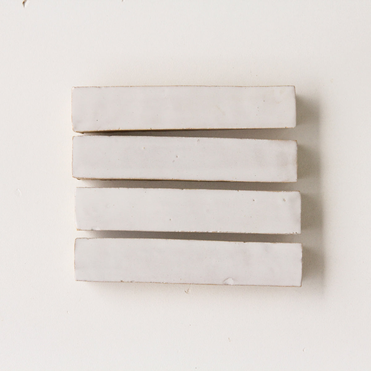 EZR1525 Skinny Snow Bejmat Tile Sample