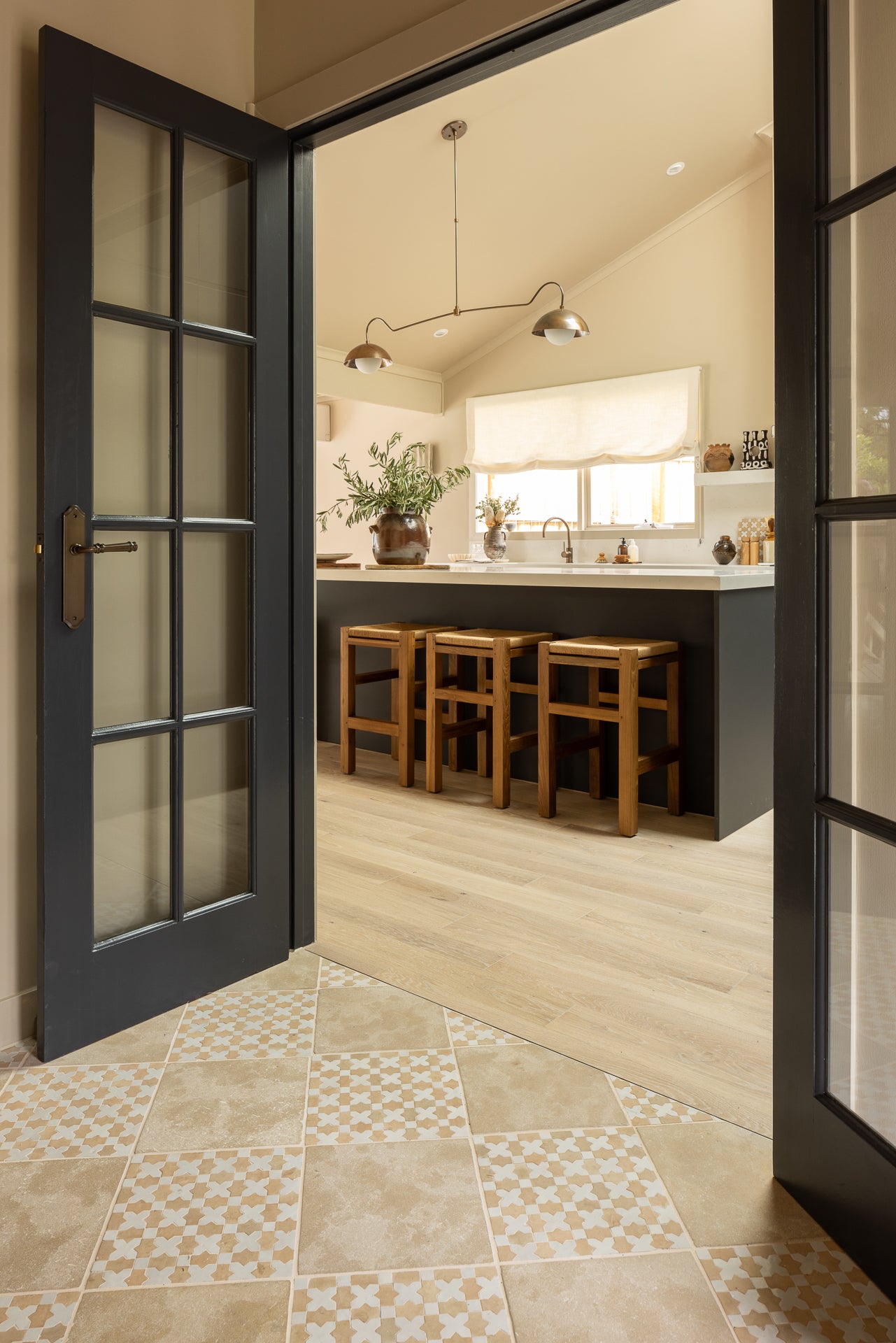 Design Down Under | Season 2 Episode 8