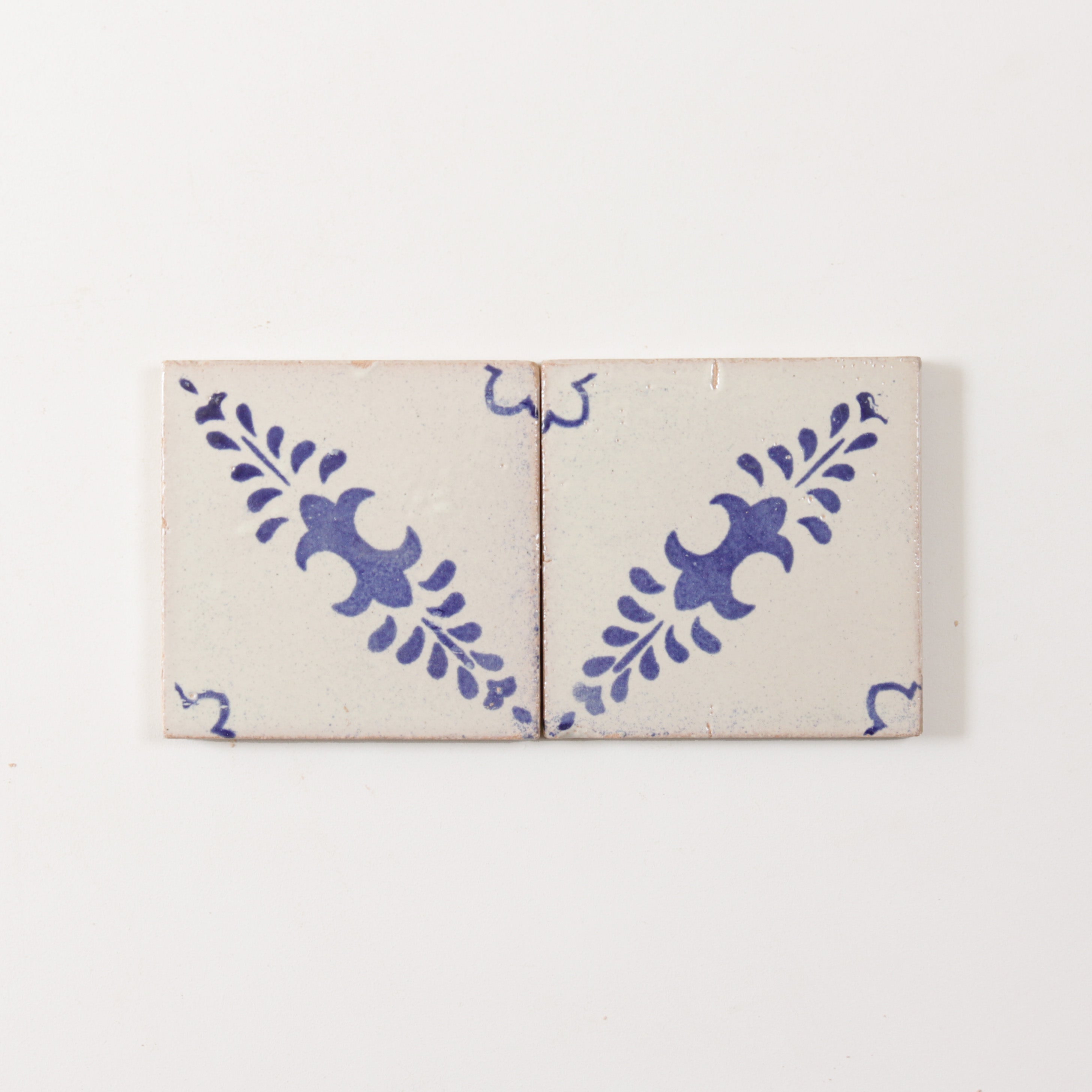 EZMANO1010 Hoja Azul