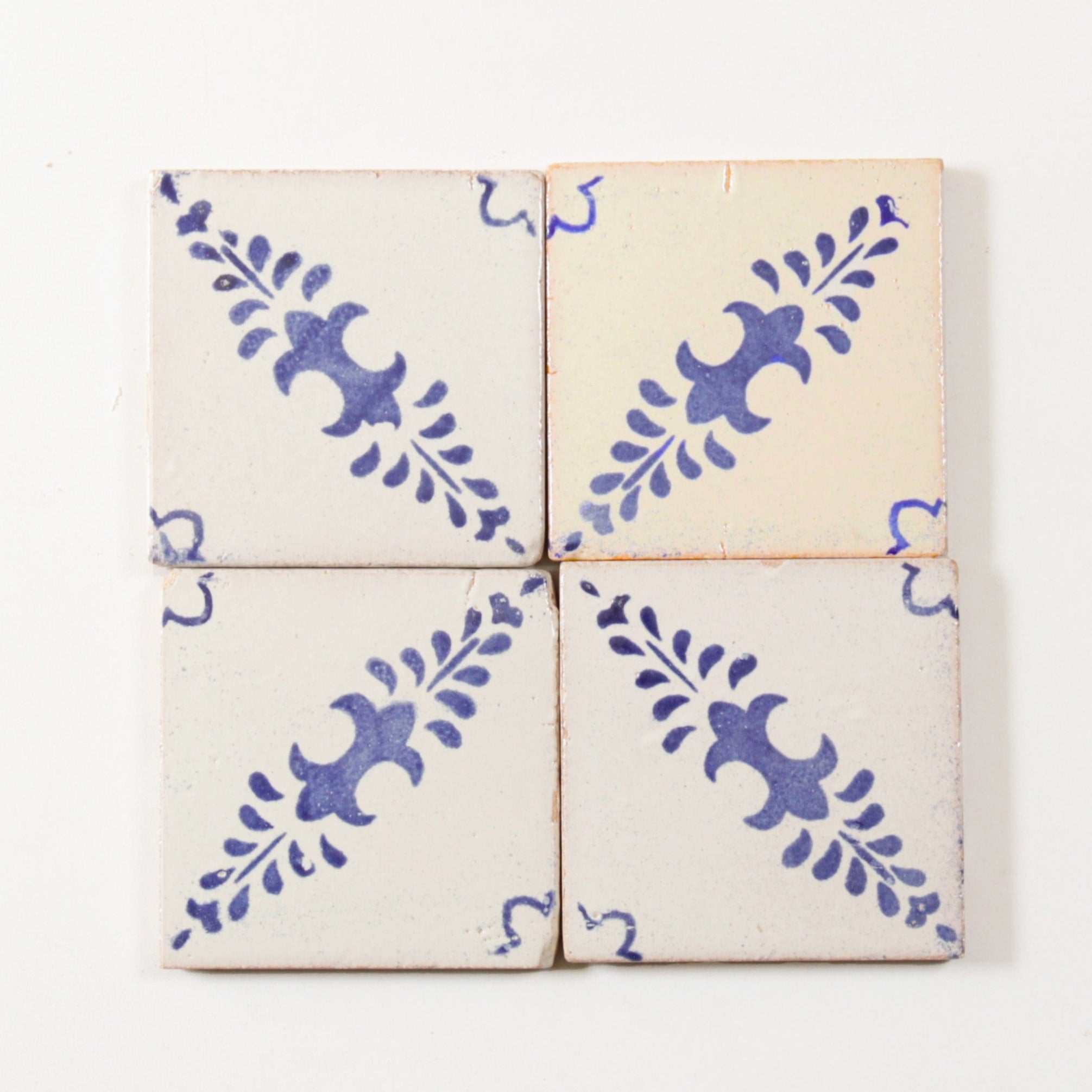 EZMANO1010 Hoja Azul