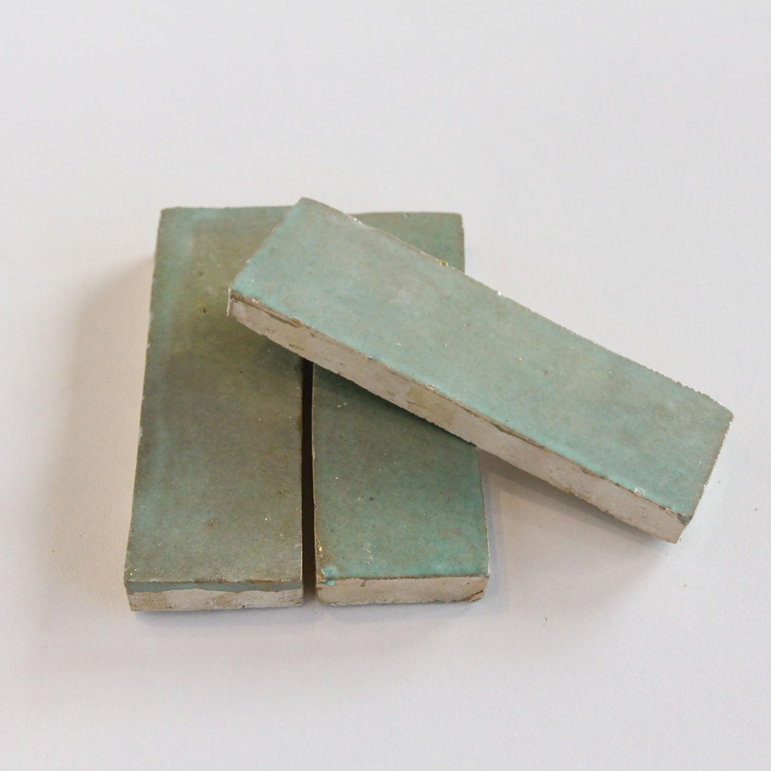 EZR1550 Thin Avocado Bejmat